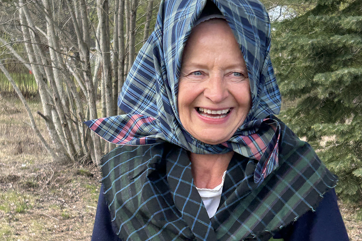 Folkdräktsfrossa