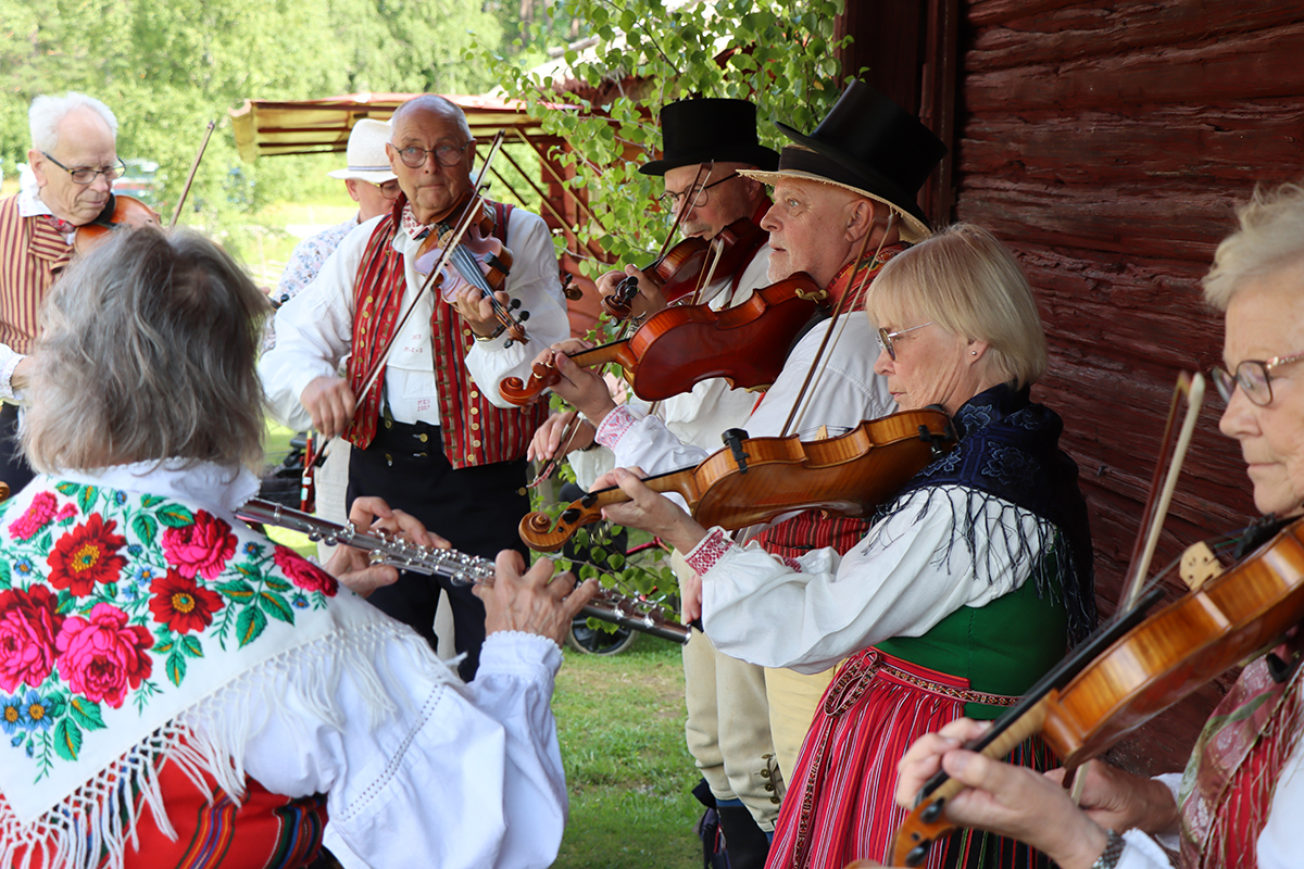 granslos_4185 Svärdsjö Spelmanslag